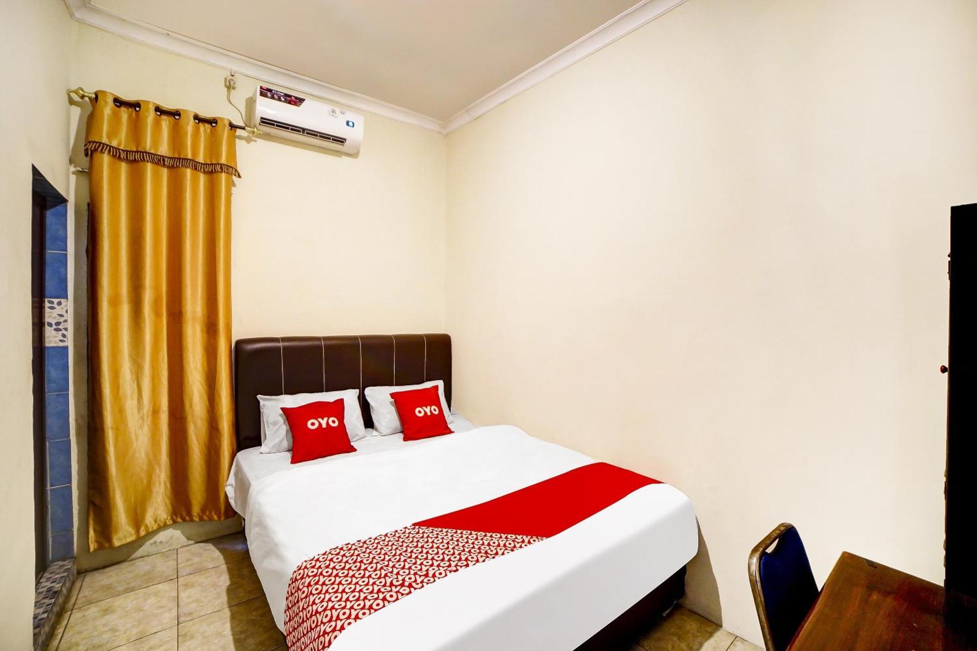 Oyo 91199 Felicia Hotel 2*