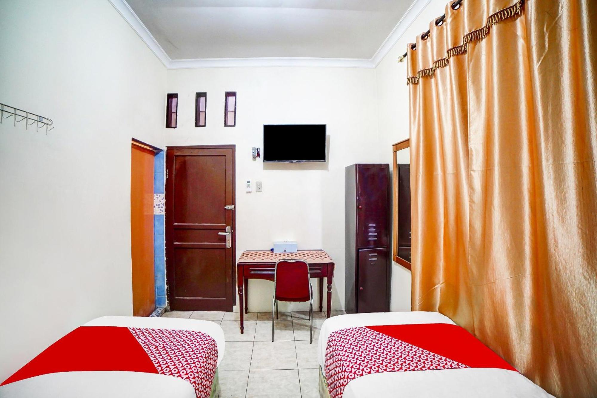 Oyo 91199 Felicia Hotel